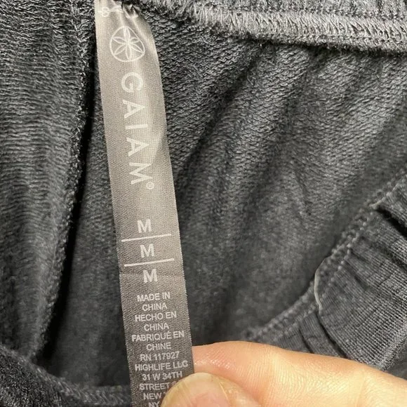 Gaiam Black 20'' Kenzie Culottes - Picture 3 of 4